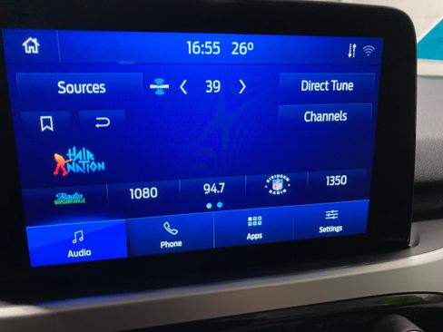 Used 2020 Ford Escape SE image 22