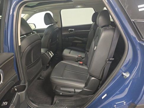Used 2024 Kia Sorento SX image 10