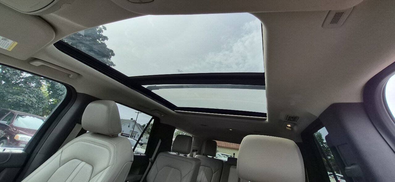 Used 2021 Ford Expedition Limited AWD/4WD image 33
