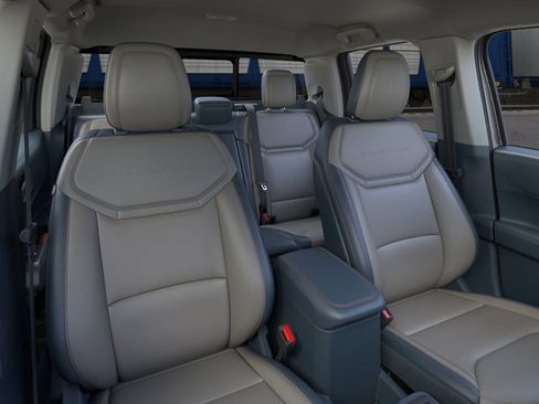 New 2026 Ford Maverick Lariat image 11