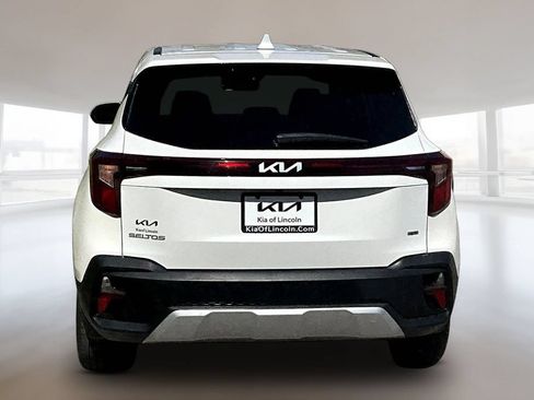 Certified 2024 Kia Seltos LX AWD/4WD image 5