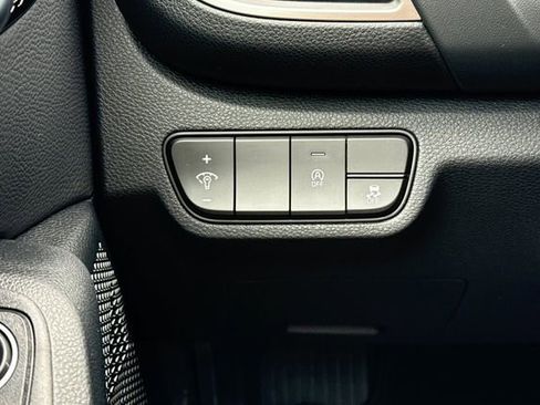 New 2026 Kia Seltos EX FWD image 33