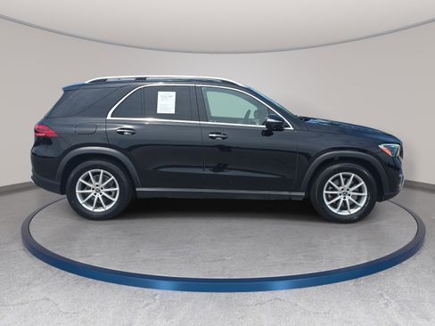Used 2025 Mercedes-Benz GLE 350 4MATIC image 4