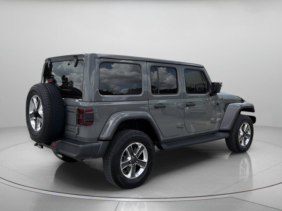 Used 2022 Jeep Wrangler Unlimited Sahara w/ LED Lighting Group AWD/4WD image 3