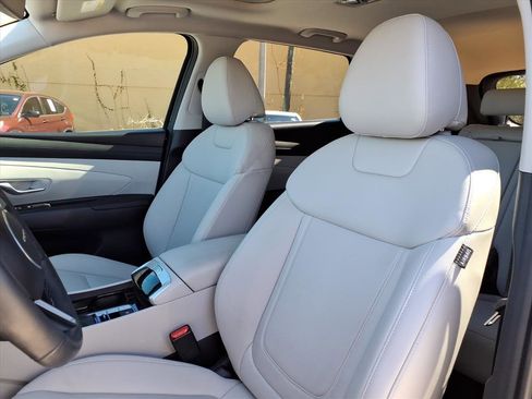 Used 2025 Hyundai Tucson SEL image 3