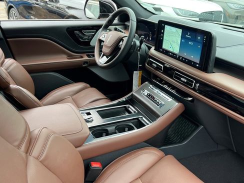 New 2026 Lincoln Aviator Reserve AWD/4WD image 10