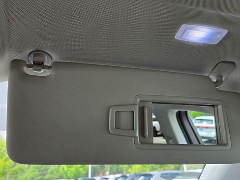 Certified 2023 Volkswagen Taos SE w/ Panoramic Sunroof Package FWD image 42