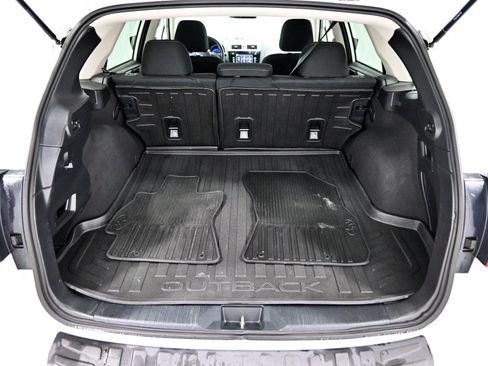Used 2017 Subaru Outback 2.5i Premium AWD/4WD image 28