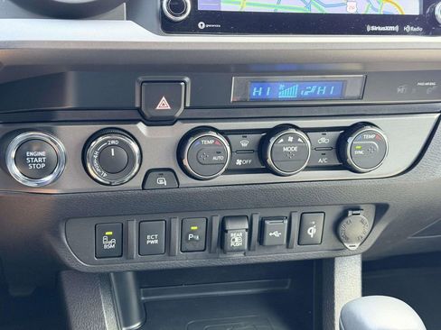 Used 2023 Toyota Tacoma TRD Off-Road w/ Advanced Technology Package image 5