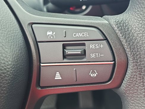 New 2026 Honda HR-V LX image 17