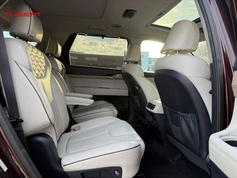 Used 2021 Hyundai Palisade Limited w/ Cargo Package image 12