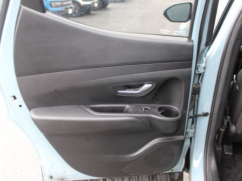 Used 2023 Hyundai Santa Cruz SEL w/ Activity Package FWD image 17