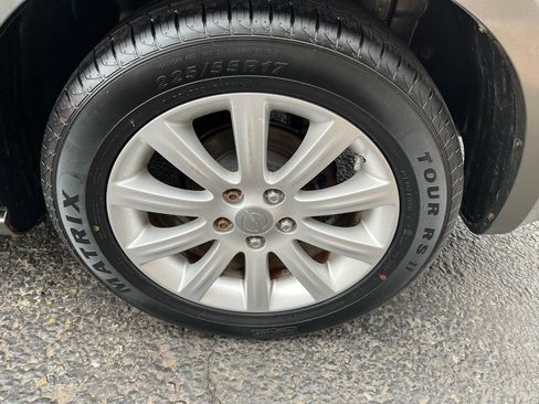 Used 2013 Chrysler 200 Touring image 13