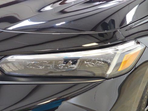 Certified 2025 Honda Civic Sport image 28
