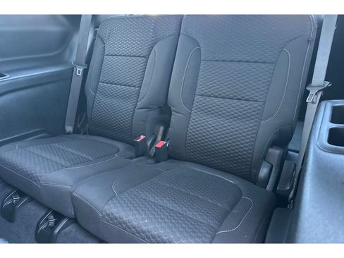 Used 2019 GMC Acadia SLE FWD image 17