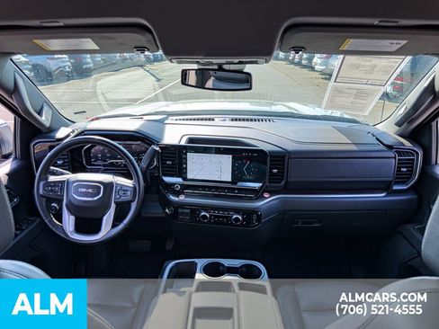 Used 2025 GMC Sierra 1500 SLT image 18
