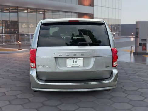 Used 2013 Dodge Grand Caravan SXT FWD image 5