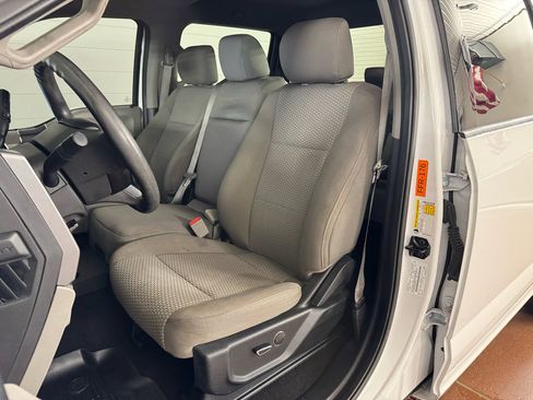 Used 2019 Ford F250 XLT w/ XLT Value Package image 14