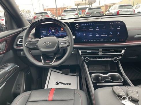 Certified 2025 Chevrolet Traverse RS w/ LPO, Floor Liner Package image 6