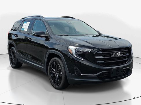 Used 2020 GMC Terrain SLE w/ Driver Convenience Package AWD/4WD image 2