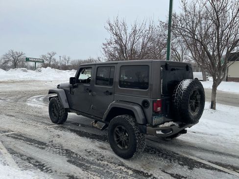 Used 2017 Jeep Wrangler 75th Anniversary image 6