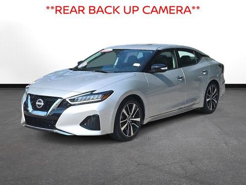 Used 2023 Nissan Maxima SV w/ Floor Mat Group image 2