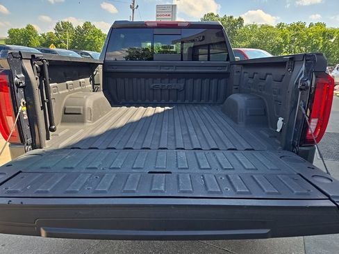 Used 2021 GMC Sierra 1500 AT4 w/ AT4 Value Package AWD/4WD image 29