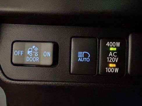 Certified 2020 Toyota Tacoma TRD Sport image 15