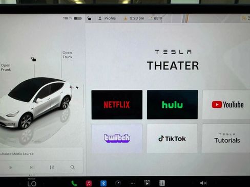 Used 2023 Tesla Model Y Long Range AWD/4WD image 25