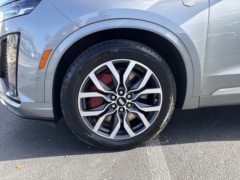Certified 2024 Cadillac XT6 Sport w/ Technology Package AWD/4WD image 8