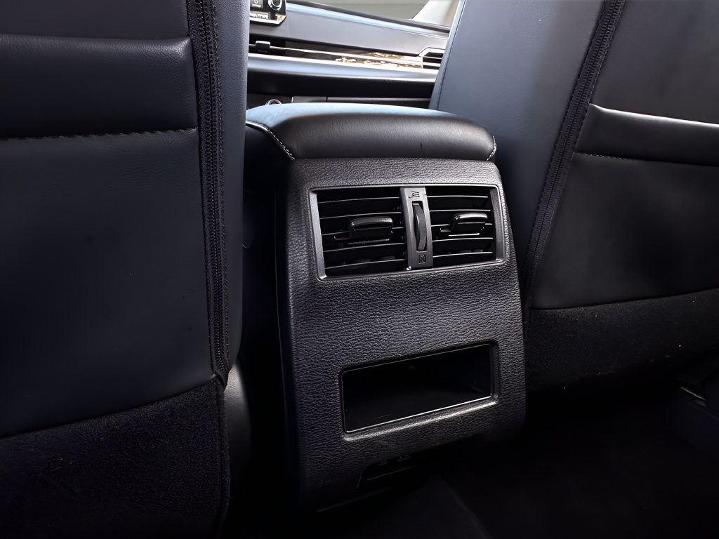Used 2024 Mitsubishi Outlander SE Black Edition AWD/4WD image 21