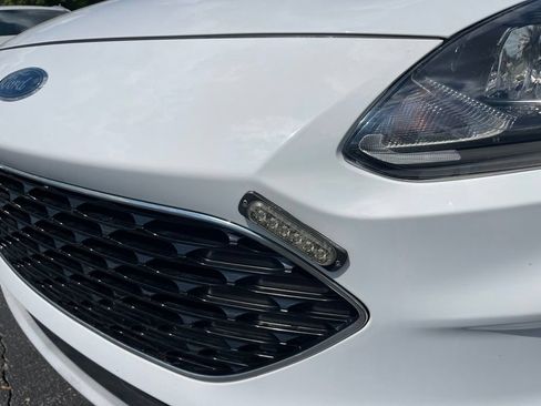 Used 2020 Ford Escape SE AWD/4WD image 3