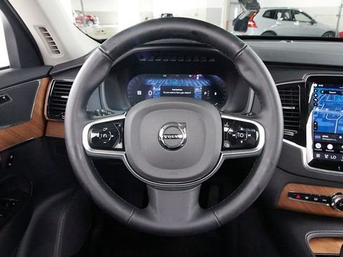 Certified 2025 Volvo XC90 B6 Plus w/ Protection Package Premier AWD/4WD image 8