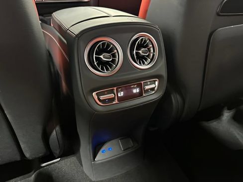 Used 2025 Mercedes-Benz G 63 AMG 4MATIC image 27