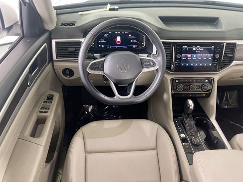 Used 2023 Volkswagen Atlas SE image 21