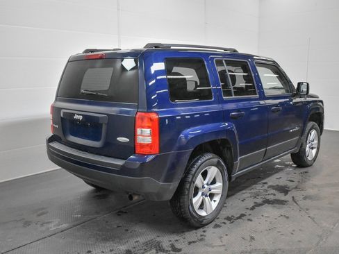 Used 2016 Jeep Patriot Latitude image 5