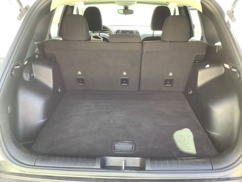 Used 2021 Jeep Cherokee Latitude image 27