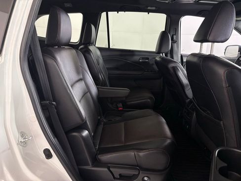 Used 2021 Honda Pilot Black Edition image 46