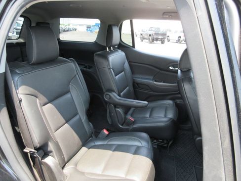 Certified 2019 GMC Acadia SLT FWD image 24
