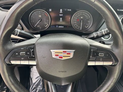 Used 2023 Cadillac XT4 Premium Luxury image 22