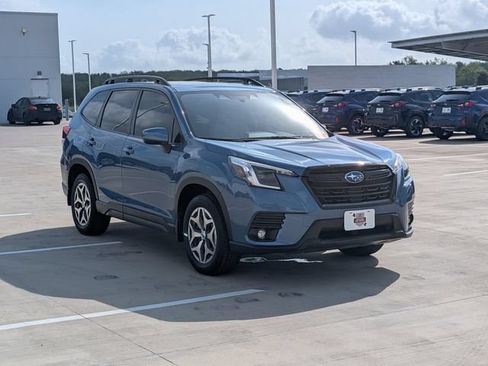 Certified 2024 Subaru Forester Premium AWD/4WD image 7