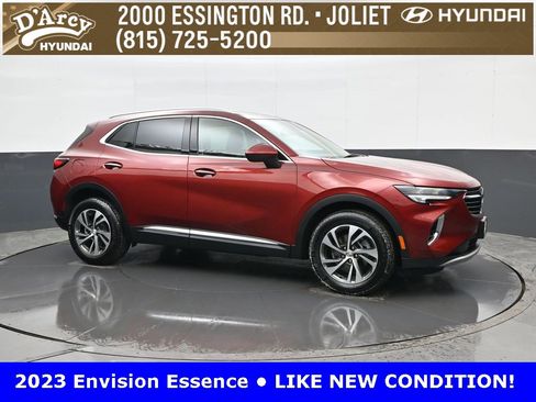 Used 2023 Buick Envision Essence image 3