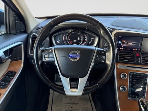 Used 2017 Volvo XC60 T6 Inscription w/ Advanced Package image 26