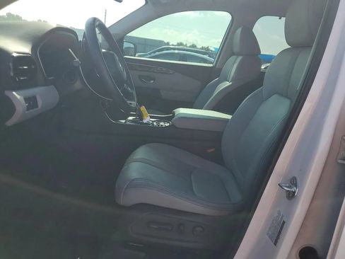 Used 2025 Honda Pilot Touring image 7