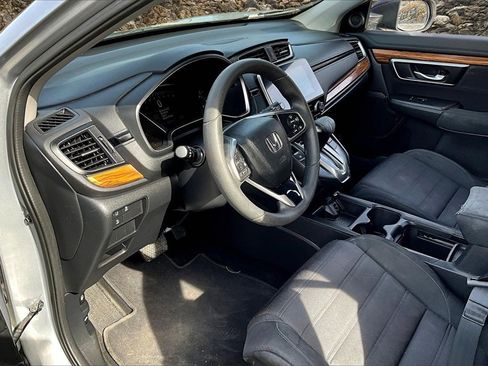 Used 2018 Honda CR-V EX image 5