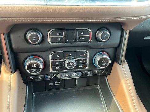 Used 2023 Chevrolet Tahoe High Country AWD/4WD image 22