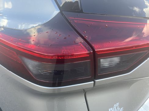 Certified 2023 Nissan Rogue Platinum image 11