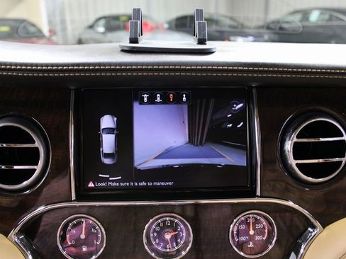 Used 2017 Bentley Mulsanne image 46