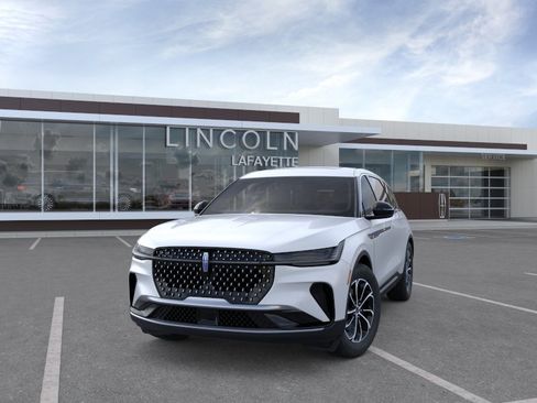 New 2026 Lincoln Nautilus Premier AWD/4WD image 2