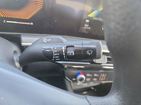 Used 2025 Kia K5 LXS FWD image 16